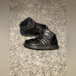 2016 Toddler Baby Jordan 1 Flight 4 Sneakers Sz 7C Black & Blue